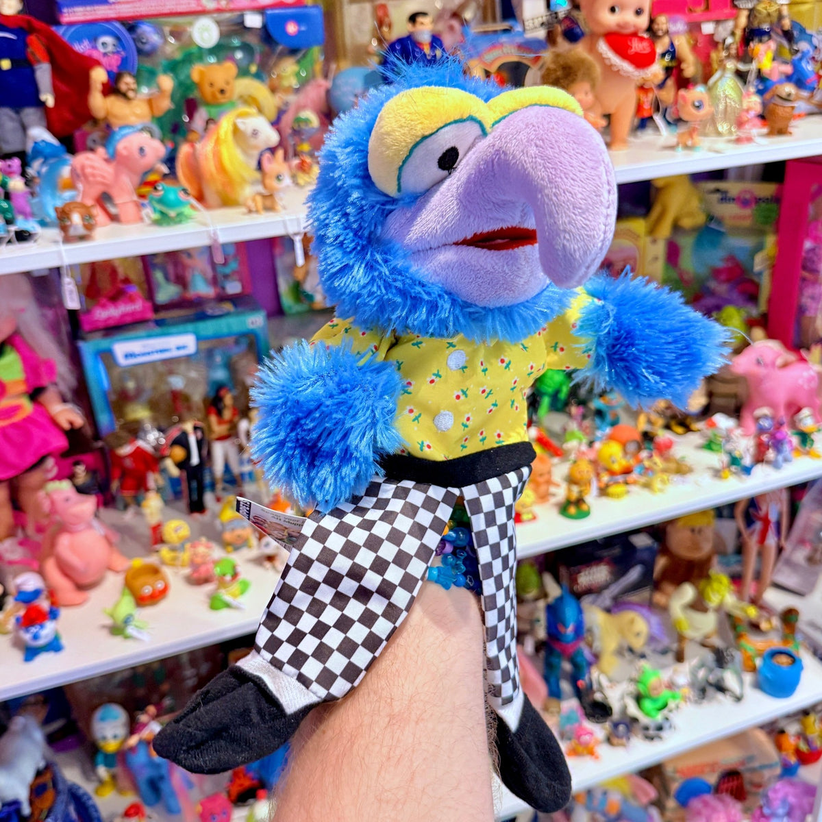 The Muppets: Gonzo Hand Puppet (Albert Hejn, 2012) - PopCultGang