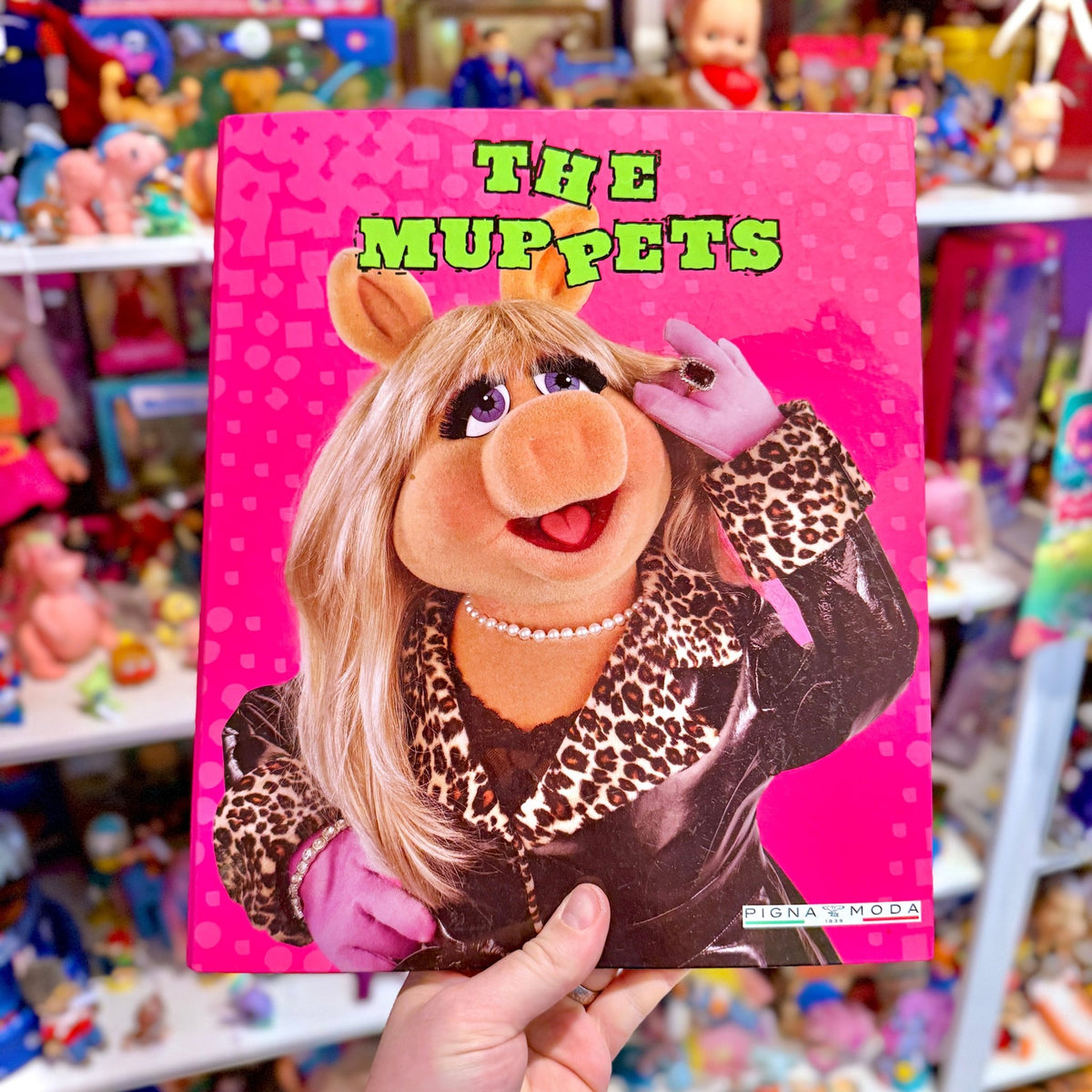 The Muppets: Miss Piggy - Pink Ring Binder (2000s) - PopCultGang