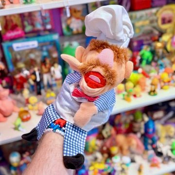 The Muppets: The Swedish Chef Hand Puppet (Albert Hejn, 2012) - PopCultGang