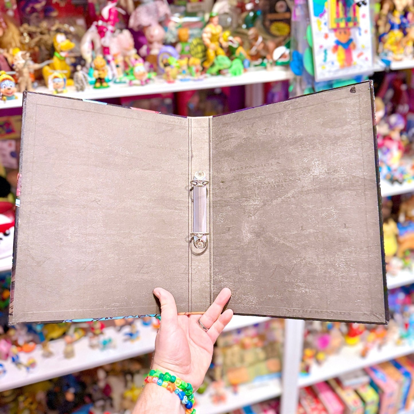 The Pirates of The Caribbean: Captain Jack Sparrow Ring - Binder (Disney, 2000s) - PopCultGang