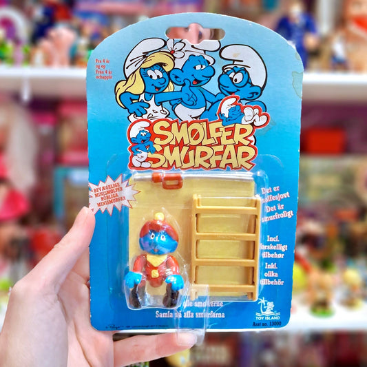 The Smurfs: Fireman Smurf Figure #13000 (MOC, 90s) - PopCultGang