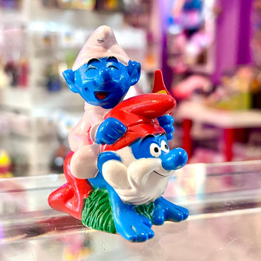 The Smurfs: Papa Smurf With Baby Smurf PVC Figure (90s) - PopCultGang
