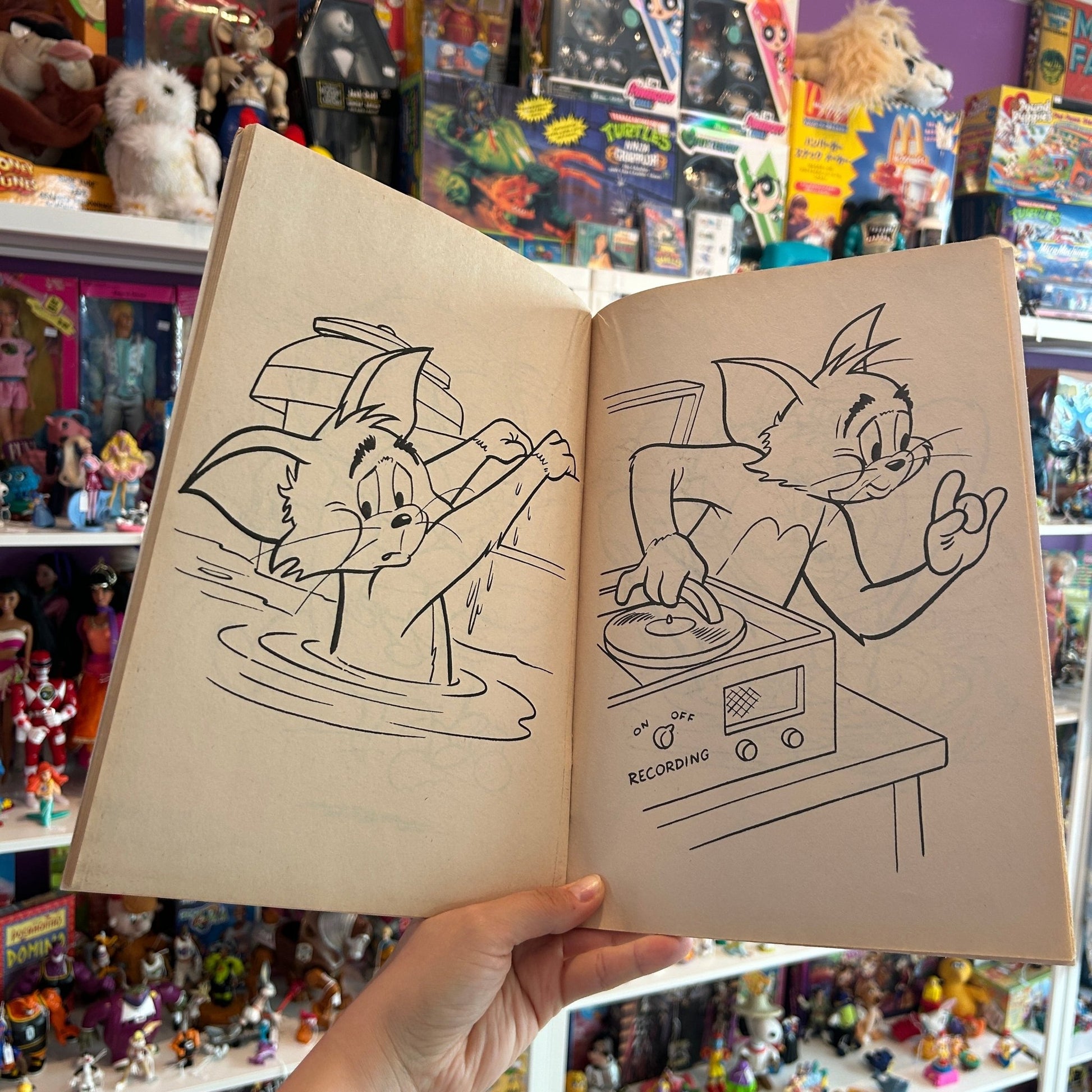 Tom & Jerry Colouring Book - PopCultGang