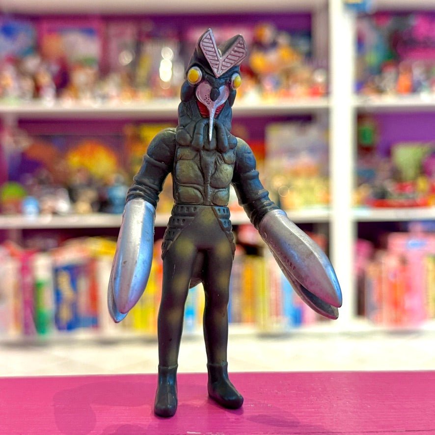 Ultraman: Alien Baltan Kaiju Monster - Vinyl Sofubi Figure (Bandai, 2000s) - PopCultGang