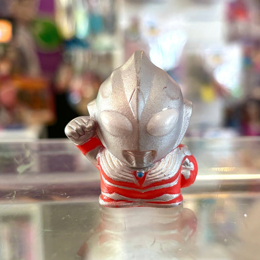 Ultraman: Gaia Finger Puppet Vinyl Figure (Bandai, 90s) - PopCultGang