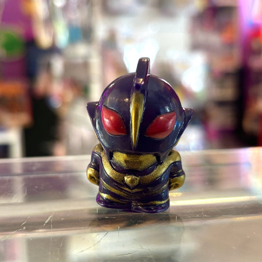 Ultraman: Shadow Finger Puppet Vinyl Figure (Bandai, 90s) - PopCultGang