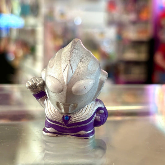 Ultraman: Ultra Tiga Sky Type Finger Puppet Vinyl Figure (Bandai, 90s) - PopCultGang