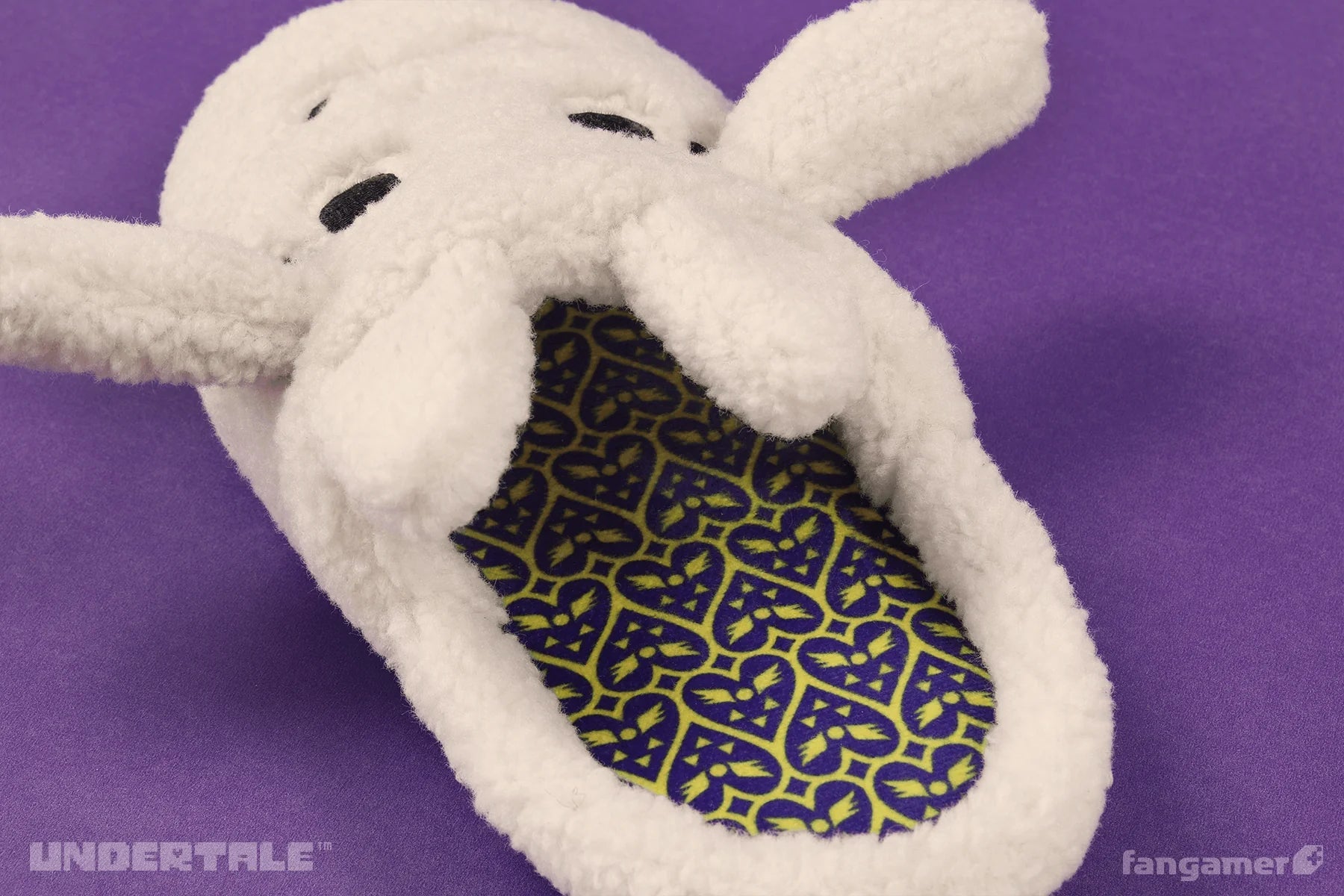 Undertale - Toriel Slippers - PopCultGang