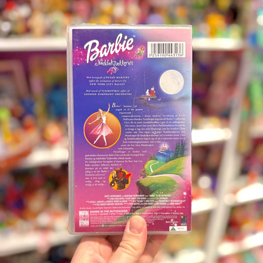 VHS: Barbie i Nøddeknækkeren (2000s) - PopCultGang
