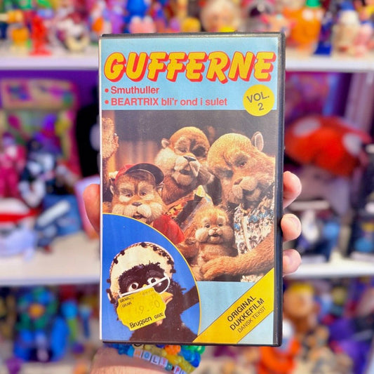 VHS: Gufferne - "Smuthuller" & "Beatrix Bli'r Ond I Sulet" (danish subtitles, 90s) - PopCultGang