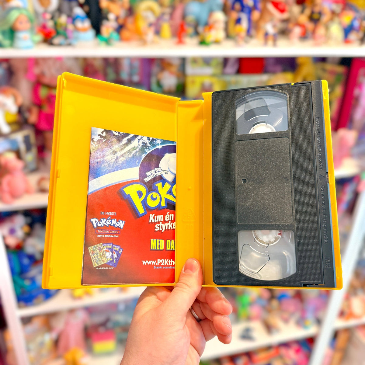 VHS: Pokemon Filmen - Mewtwo Mod Mew (danish version with rare poster, 90s) - PopCultGang