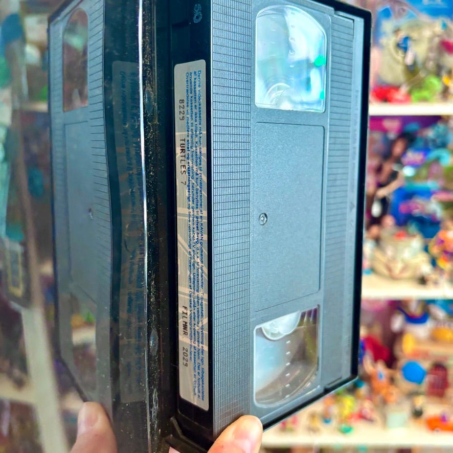 VHS: Teenage Mutant Ninja Turtles: Nr. 7 - "Ninja Turtles I Jordens Indre" (danish version, 80s) - PopCultGang