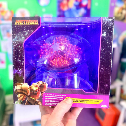 World of Nintendo: Metroid Prime - Ultraviolet Glow Metroid Figure Lamp - PopCultGang