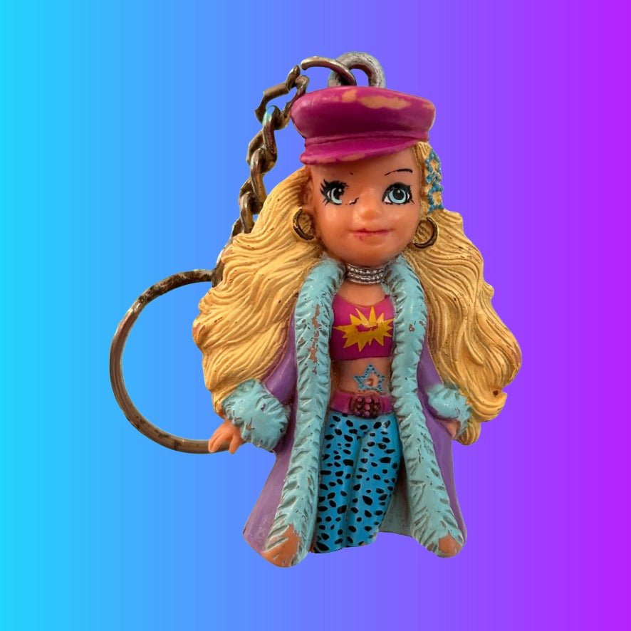Y2K Girl Keychain (2000s) - PopCultGang